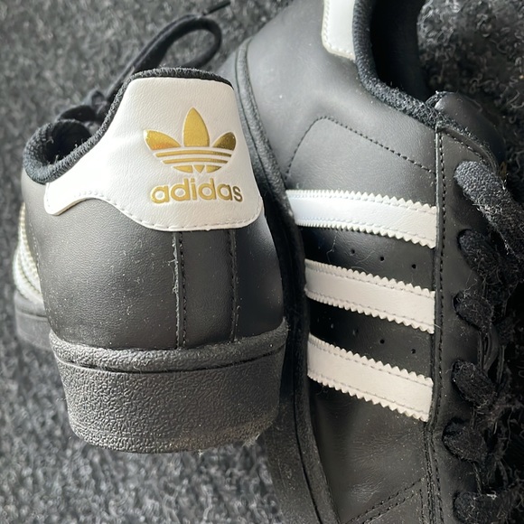 Adidas Superstar - Picture 3 of 5